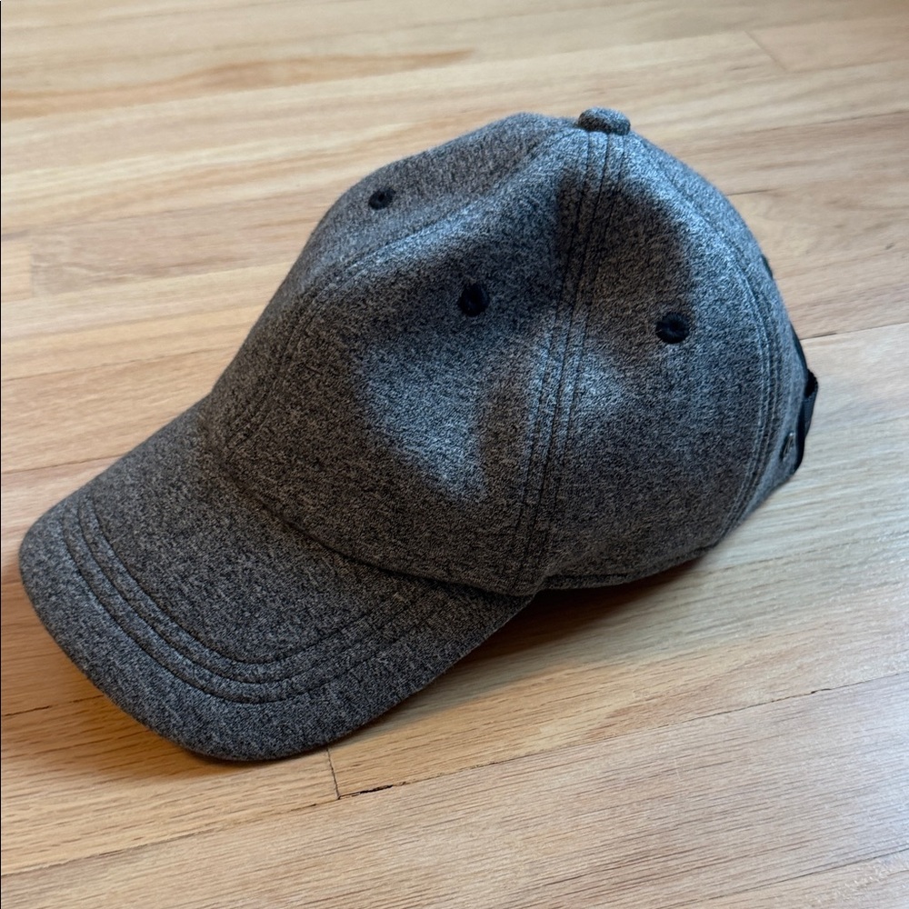 Lululemon women's Grey Baseball Cap